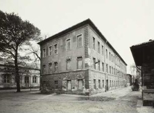 Dresden-Friedrichstadt, Seminarstraße 11. 48. Grundschule. Gebäude im Hof (1785, Umbauten 1827 u. um 1880)