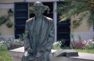 Spanien. Ibiza. Ibiza Stadt. Denkmal des Historikers Isidoro Macabich in Oberstadt