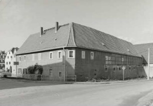 Mobschatz, Vierseithof : Mobschatz (Kreis Meißen-Radebeul), Vierseithof, Dorfplatz 1, nach 1816, 1855, Eckansicht