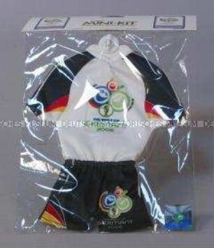 Miniatur-Deutschlandtrikot zum Dekorieren eines Autofensters, Fußball-WM 2006 Fanartikel, originalverpackt
