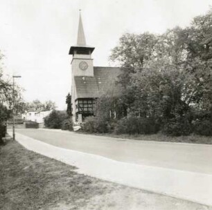 Willmersdorf (Kreis Cottbus). Dorfkirche (1938; H. Palm). Ansicht von Nordosten