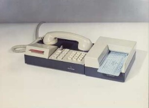 Siemens Datenterminal mit Lochkartenleser
