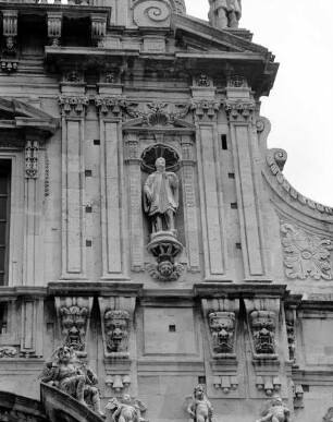 Vierteiliger Skulpturenzyklus — Heiliger Aloysius Gonzaga?