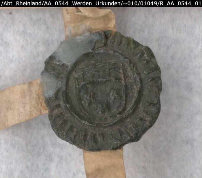 Dietrich von Wickede macht bekannt, daß ihm Abt Anton erlaubt hat, das Manngut Vridagsgut, gelegen zu Aplerbeck, zu verkaufen. Dietrich hat dem Abt dafür das Gut Barenbroick zu Sölde im Kirchspiel Aplerbeck (Appeldornbecke) angewiesen, daß er nun wieder als Mannlehen empfangen hat und weswegen er gehuldigt hat. - Es siegeln der Aussteller und der Drost zu Werden Jorien Asschebroick (Asschen-). - Gegeven ... des dinxdages na dem Sonnentage Letare.