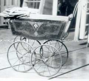 Puppenwagen