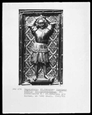 Schmalseite: Heiliger Achatius als Ritter
