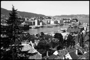 Bergen: Blick vom Skansen, etwas höher auf Vagen