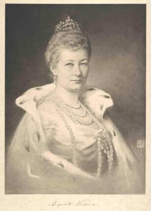 Kaiserin Auguste Victoria, Königin von Preußen, Brustbild im Halbprofil mit Diadem, Perlenschmuck, Hermelinmantel
