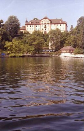 Mainau, Insel Mainau: Schloss Mainau vom Schiff, Wegfahrt von der Mainau