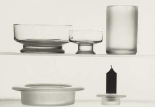 Schalen, Vase und Kerzenleuchter des Ateliers Peill & Putzler