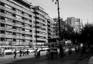 Bukarest: Neue Häuser am Boulevard Magheru