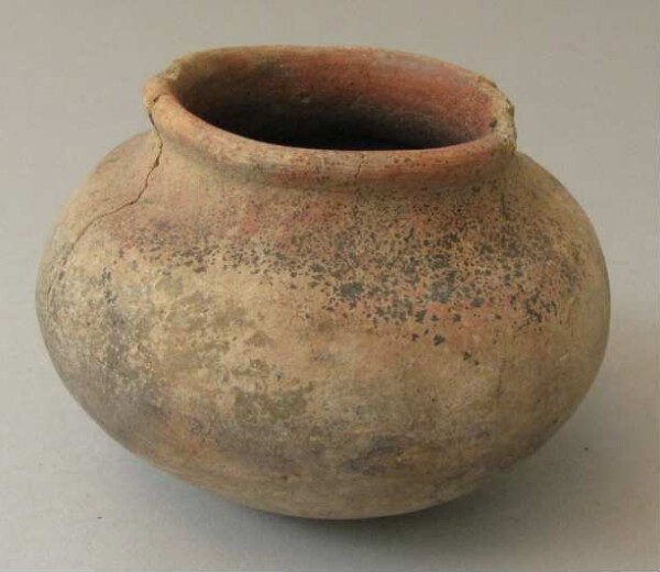 Clay vessel