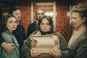 Treasure - Familie ist ein fremdes Land