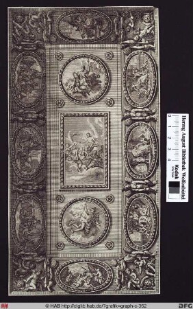 Deckenbild mit ornamental eingefassten Darstellungen der olympischen Götter und einiger Musen, flankiert von weiteren Figuren und Putti mit verschiedenen Instrumenten in den Ecken