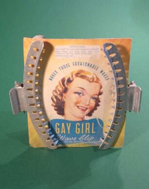 GAY GIRL Wave Clip