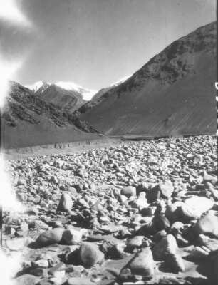 China. Sinkiang (Xinjiang). Kunlun. Seitental des Karakasch Darja oberhalb Abdul Ghafur