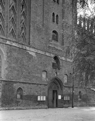 Katholische Pfarrkirche Sankt Johannes / Kościół parafialny świętego Jana