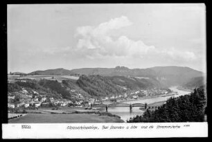 Blick auf Bad Schandau und die Schrammsteine