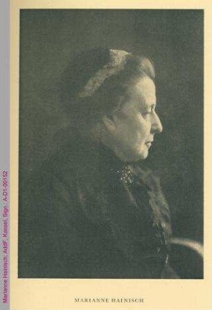 Porträt von Marianne Hainisch
