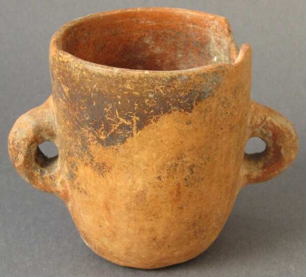 Clay vessel