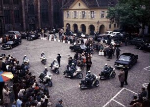 Freiburg: Ankunft vor dem Rathausplatz, von oben