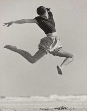 "jumping", Modeaufnahme, Modell Beth Wilson (Junior Bazaar)