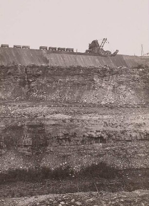 Kalkgrube Geithain : Eimerkettenbagger zur Abraumförderung
