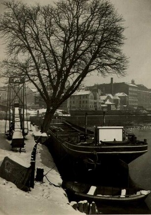 Berlin - Wintertag an der Spree