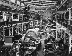 Montagehalle für Generatoren : Technikgeschichte | Physik | Elektrizität | Elektromagnet und Elektromotor