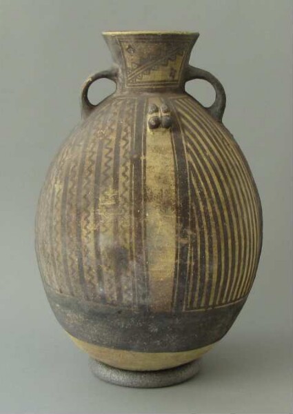 Clay vessel