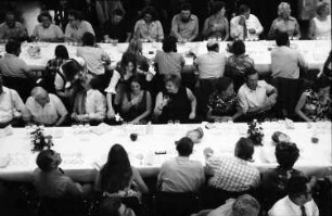 Freiburg: Kongresssaal; Große badische Weinprobe; Saal bei der Weinprobe