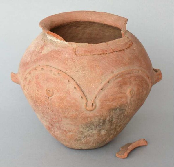 Clay vessel