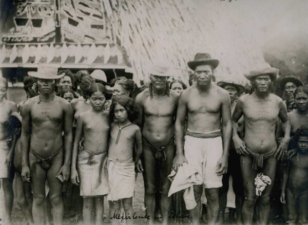 "Les gens de Merir à Palau"