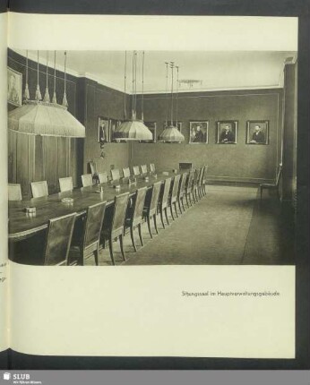 Sitzungssaal im Hauptverwaltungsgebäude