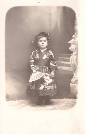Porträt Paula Pompejus als Geisha