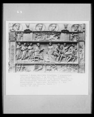 Lipsanothek (Reliquienkästchen) — Rückseite: Medaillons mit vier Aposteln; Jonas in der Kürbislaube; Ananias und Saphira; Szenen der Moseslegende