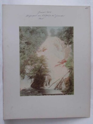 Yuno - taki. Wasserfall am Zufluß des Yumoto Sees