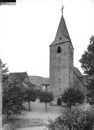 Unbekannter Ort (vermutlich in Nordrhein-Westfalen), Dorfkirche : Unbekannter Ort (vermutlich in Nordrhein-Westfalen). Dorfkirche