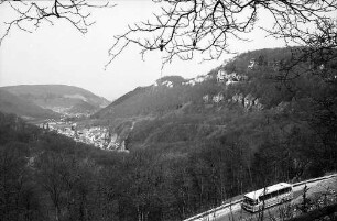 Honau: Albaufstieg beim Ortsteil Traifelberg
