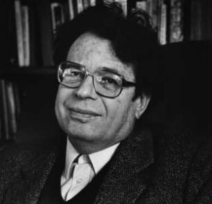 György Konrád (1933-2019; ungarischer Schriftsteller und Essayist). Budapest, 1991