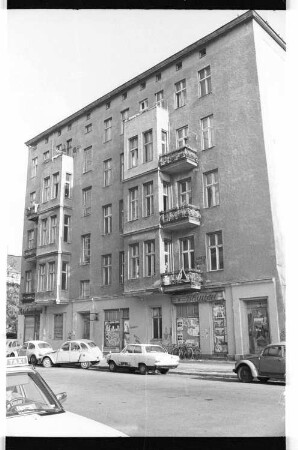 Kleinbildnegative: Besetztes Haus, Mansteinstr. 10, 1981