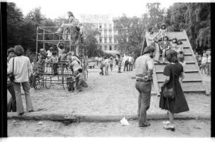 Kleinbildnegativ: Chamissoplatz-Fest, 1977