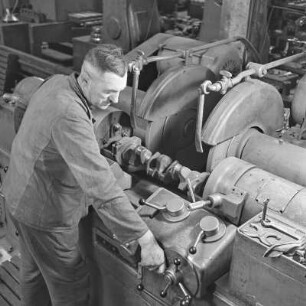 Produktionsanlage für Kurbelwellen bei Borgward