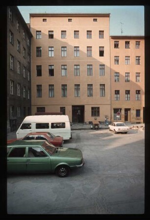 Diapositive: Naunynstr. 53, Sommer 1984