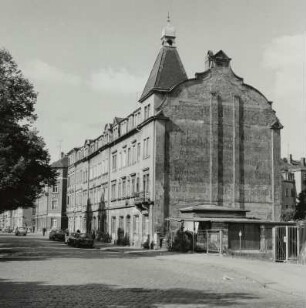 Leisniger Platz, Robert-Matzke-Straße