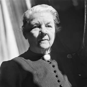 Portrait einer älteren Dame