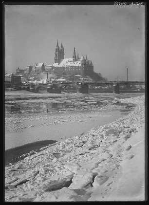 Meißen. Blick auf Meißen im Schnee