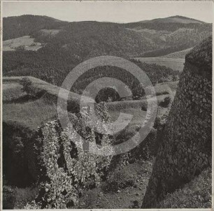 Mauerreste der Festung Silberberg