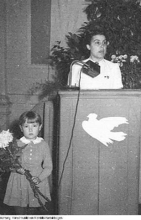 C. Caden, Heldin der Arbeit, Dr. Johannes Friedrich Rogge, Hebestreit, Ingeborg Ottmann, Oktober 1952 & Dresden, Kundgebung des Kreisfriedenskomitee am Gaswerk Reick, Büste, Oktober 1952