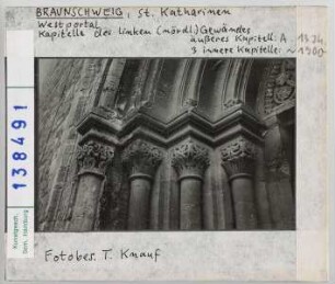 Braunschweig: Katharinenkirche, Westportal, linkes Gewände